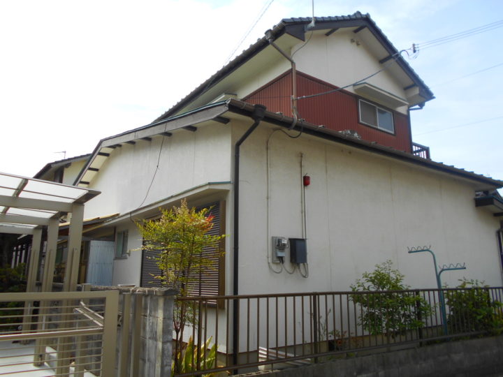 姫路市広畑区の外壁塗装・屋根塗装リフォーム (施工中)
