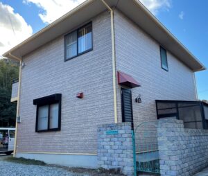 施工事例８２　姫路市　外壁塗装・屋根塗装・納屋塗装・玄関取替リフォーム